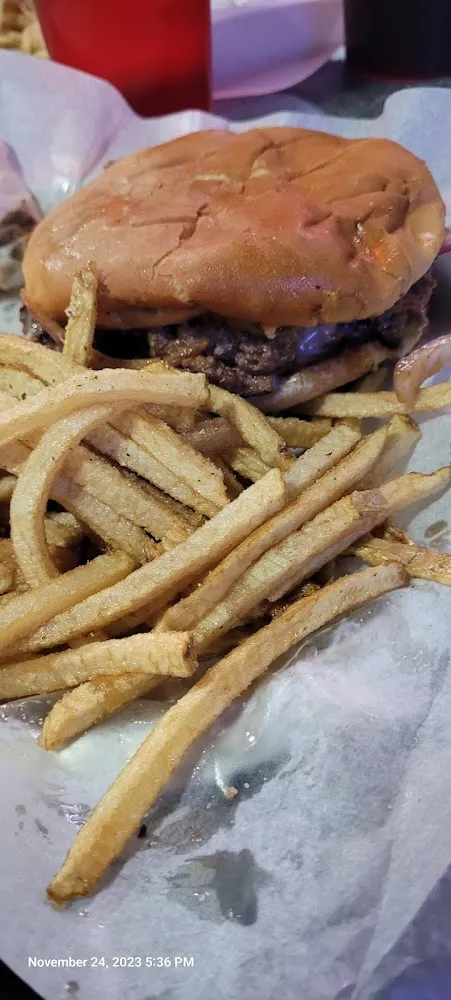 1106er with Fries